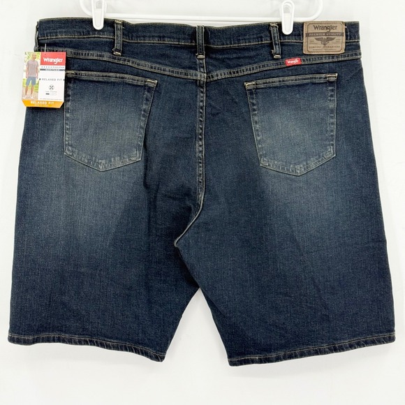 Wrangler Men's Heritage Relaxed Fit Low Stretch Blue Denim Shorts Size 44 NWT - Picture 2 of 11